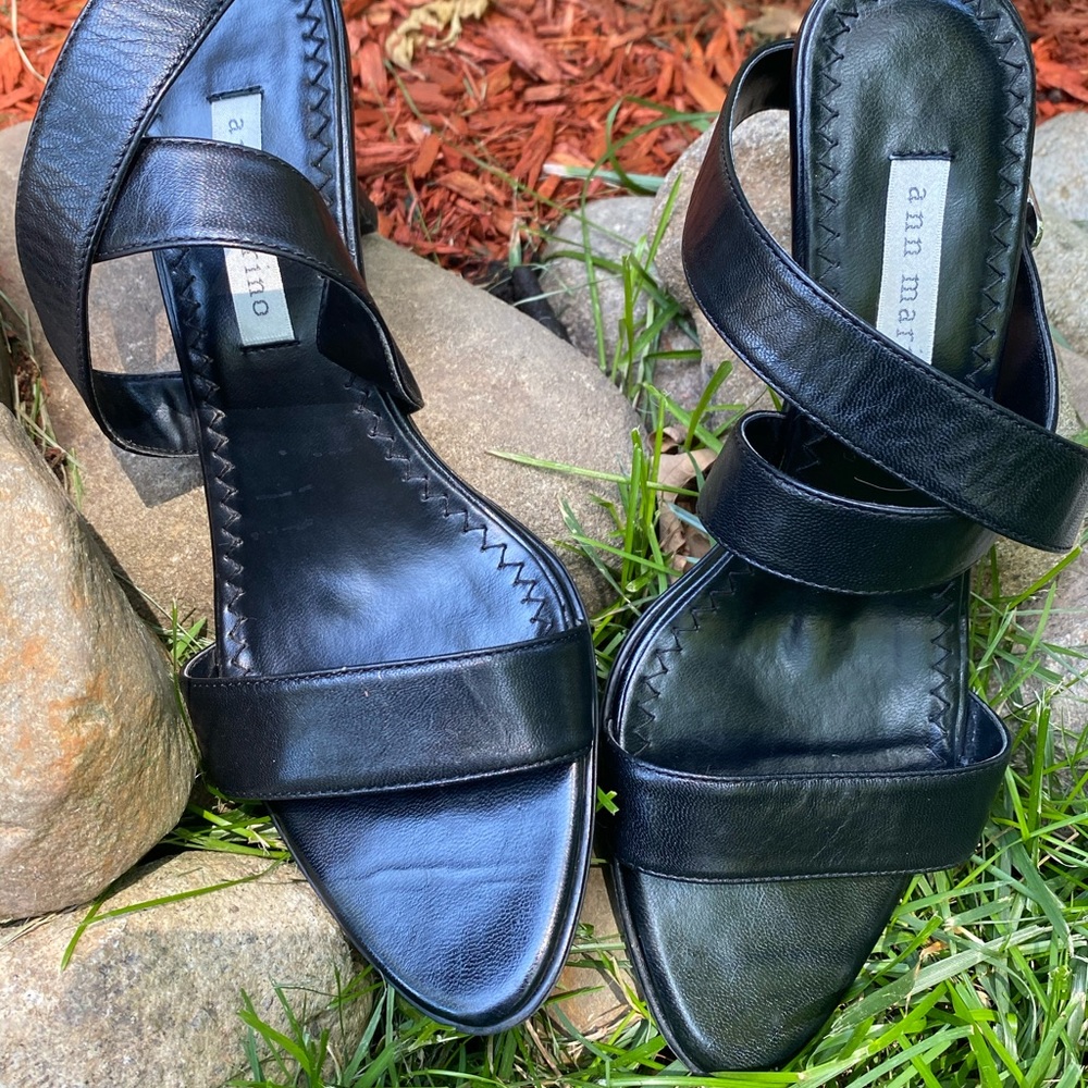 Ann Marino sandals Heel Leather Black size 7 1/2
